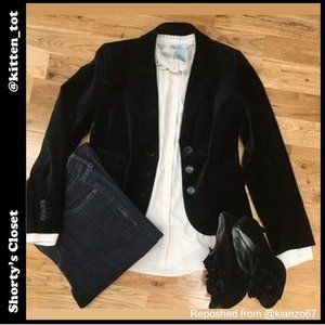 Like new! Ann Taylor Loft black velvet jacket